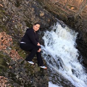 Meet your Posher, Sandry chiki